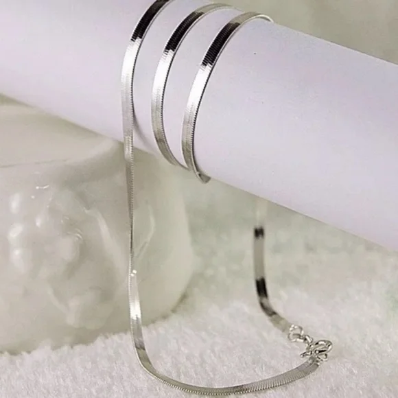 “20” NEW 925 STERLING SILVER SNAKE FLATE NECKLACE, NICE NECKLACE, CUTE NECKLACE - Picture 3 of 6